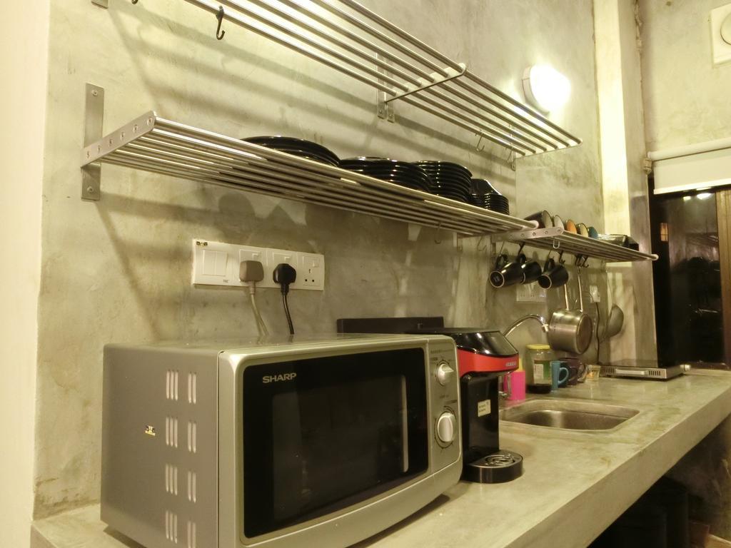 Revopackers Beds And Bunks Hostel Kuala Lumpur Exterior photo
