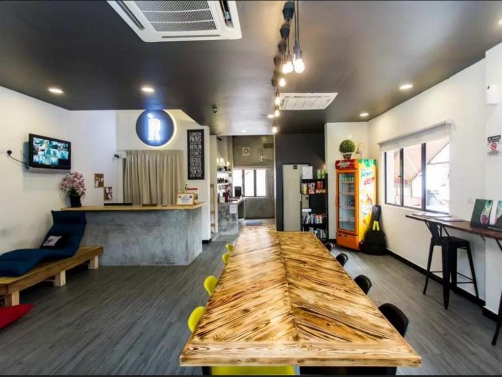 Revopackers Beds And Bunks Hostel Kuala Lumpur Exterior photo